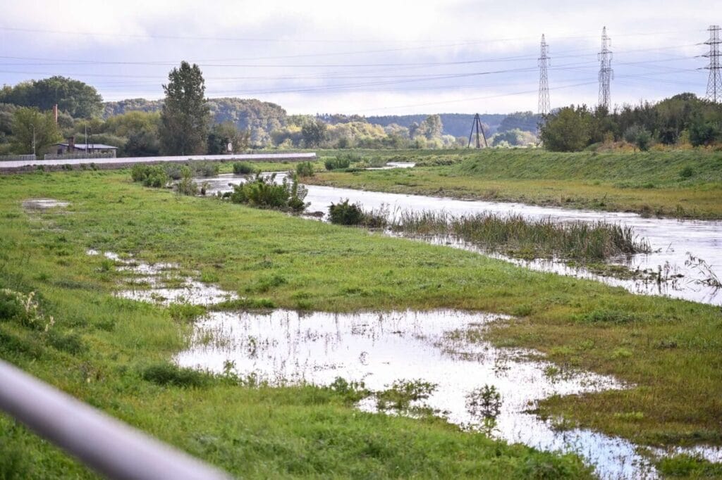 Opady w Częstochowie i okolicy. Tylko w sobotę służby odnotowały około 400 interwencji 2